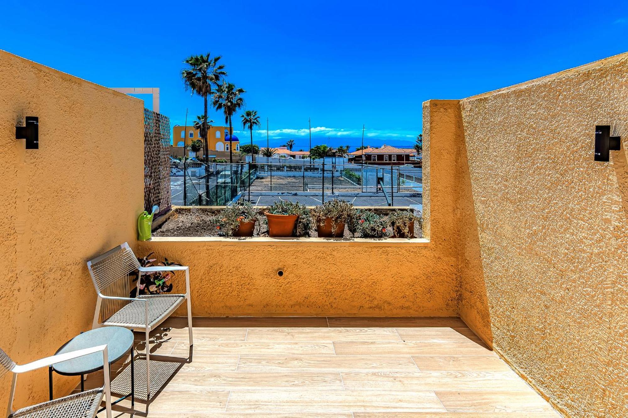 Newly Renovated Studio 2 Min From Playa La Arena Пуерто-де-Сантьяго Екстер'єр фото